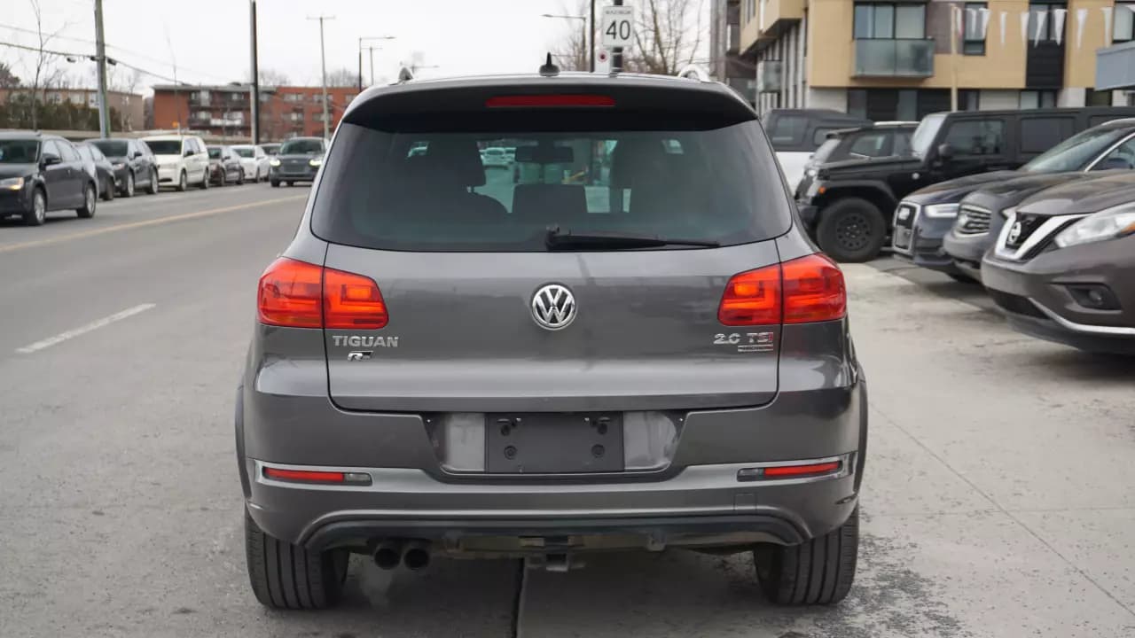 VOLKSWAGEN Tiguan Rline 2015https://cdn.drivegood.com/01tI5gBMphSIcW8x3huGKfBrcC51kt0WGdcbLfy5.webp
