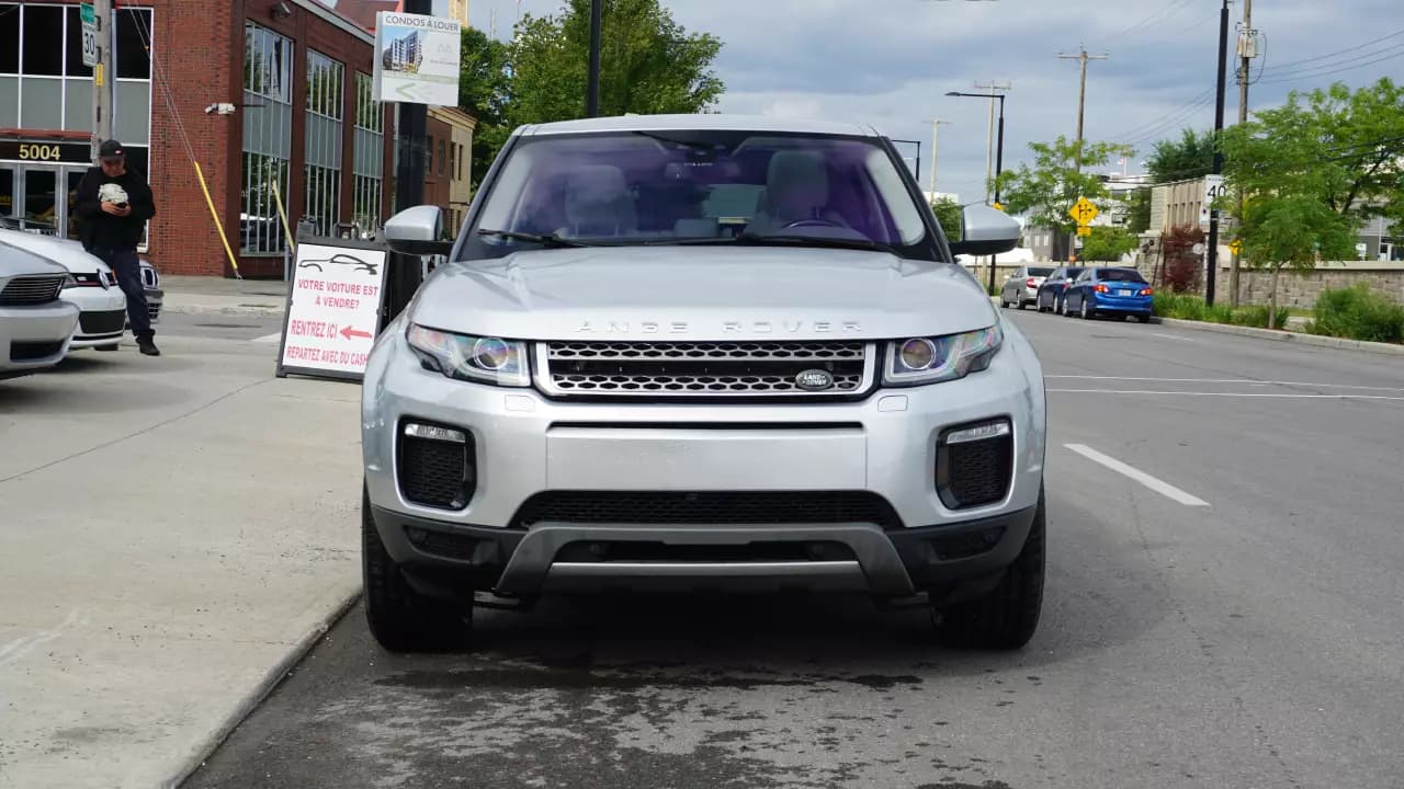 LAND ROVER Range Rover Evoque HSE 2018https://cdn.drivegood.com/4jlA4UhlYTK6v1MKOsbhYar55dNGAZHEotcCdqFE.webp