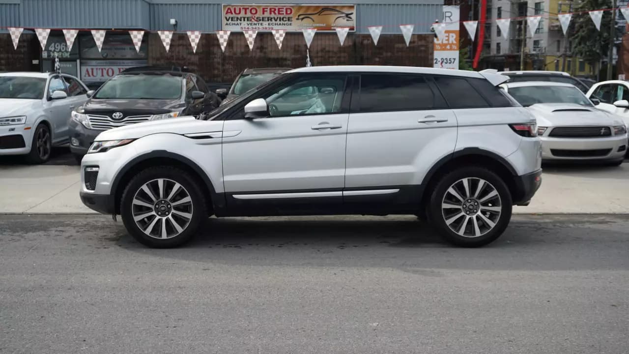 LAND ROVER Range Rover Evoque HSE 2018https://cdn.drivegood.com/6AjYJSIetBN6Qu8RrFE1TLBoMVjG9543avWSSblq.webp