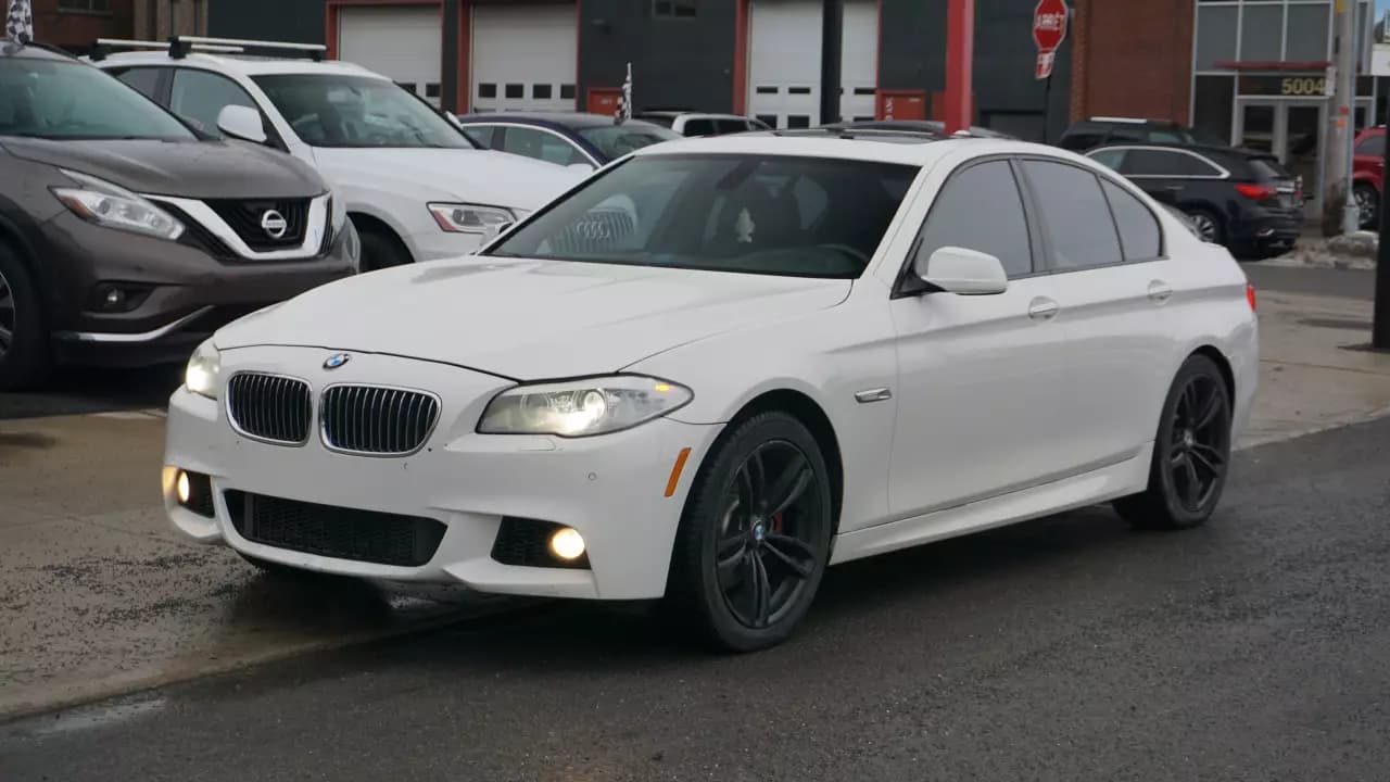 BMW 5-Series 528i xDrive 2012