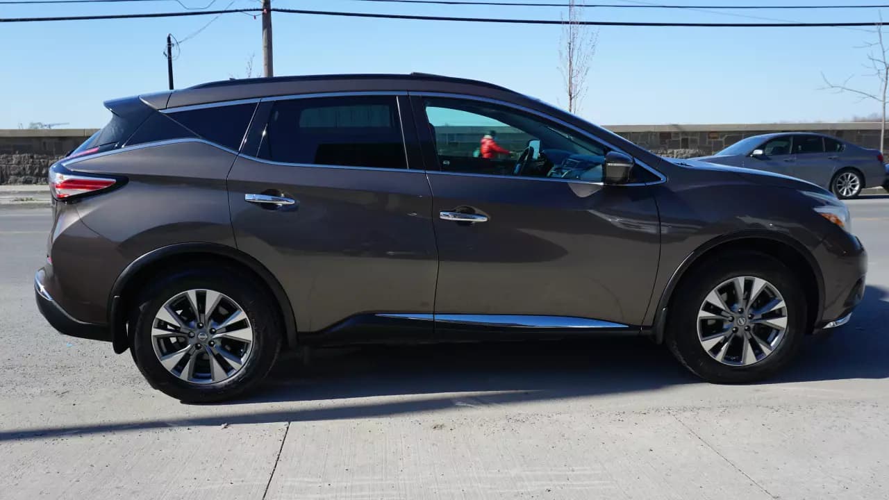 NISSAN Murano S 2015https://cdn.drivegood.com/ZVFmW9iwJg99az31VyxpockwH8EhudpR8KqACmhU.webp