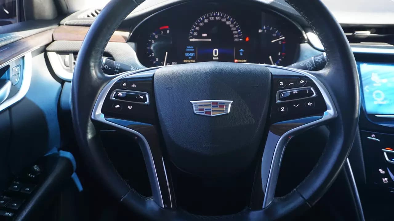 CADILLAC XTS Limousine 2016https://cdn.drivegood.com/aEkYfcYKUbKHRaa2sAXGYPXVrcrdt8tbIlHamaxh.webp
