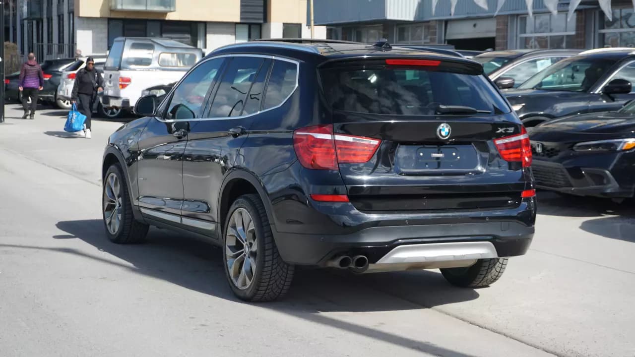 BMW X3 xDrive28i 2016https://cdn.drivegood.com/cQyOmK5zO8UB0Hz0ywE8vcfKicximMzxuIAE2uWZ.webp