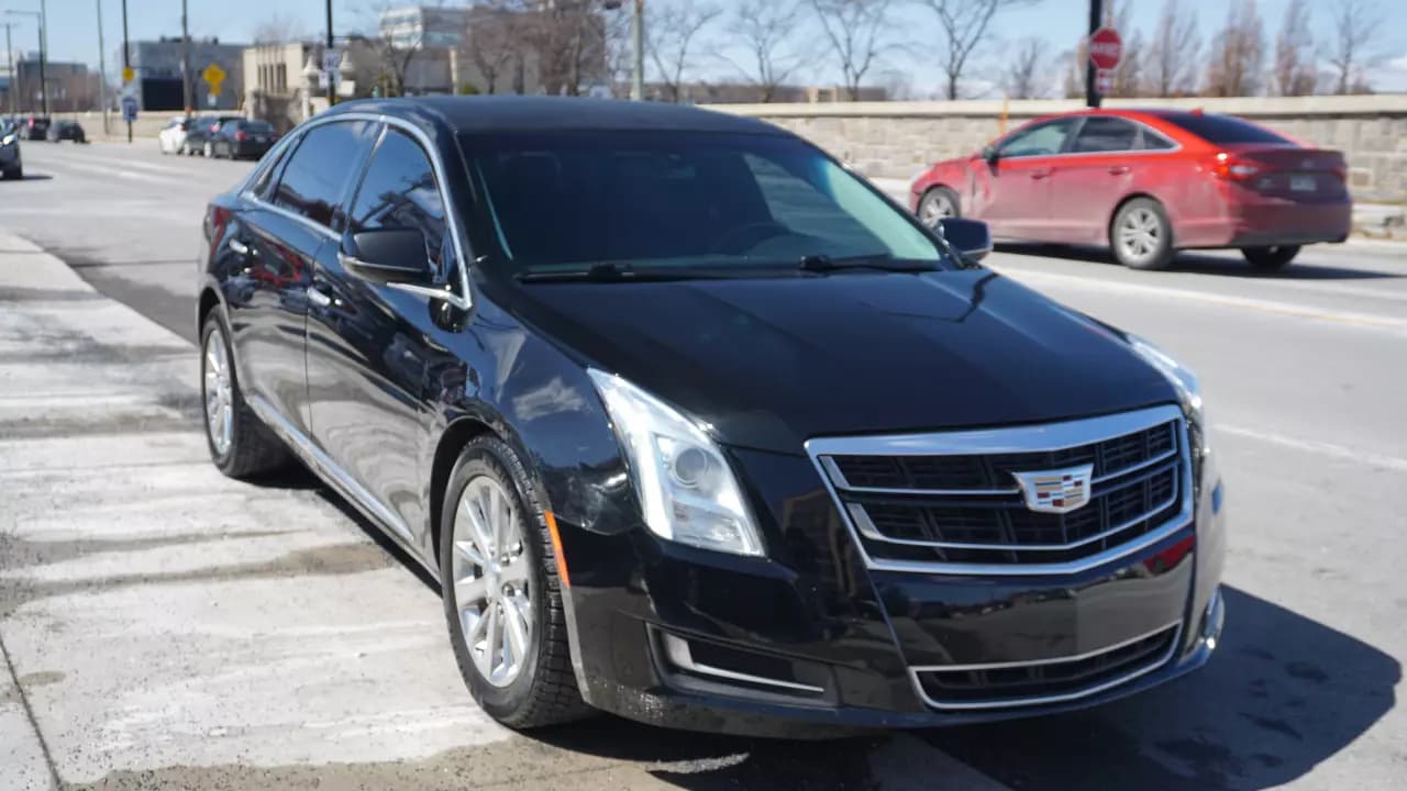 CADILLAC XTS Limousine 2016https://cdn.drivegood.com/fqeXO4mzxasWddWr2h7Z3AT3QGlBVfWvSMJSUH76.webp