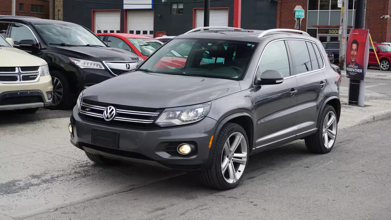 VOLKSWAGEN Tiguan Rline 2015https://cdn.drivegood.com/g8FJ1MRM0VTLGDOnrlydtJs9PM42JYqxIXtLR4Gw.webp