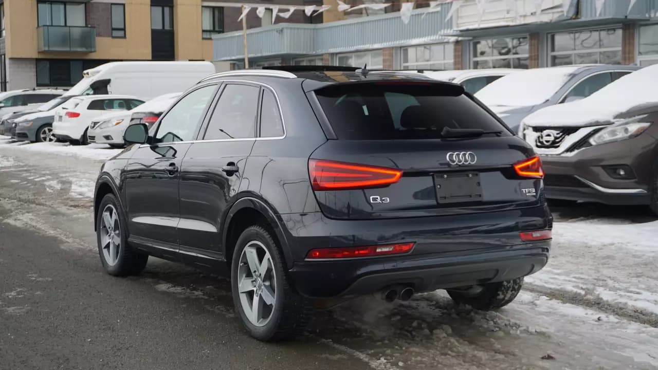 AUDI Q3 Premium Plus 2015https://cdn.drivegood.com/iOV1AFn4lOjG8nO3BgUZ5YnWnx0fuZMrRGEuw3ln.webp