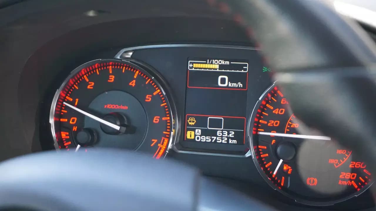 SUBARU WRX  2016https://cdn.drivegood.com/rf4xlbyOIa2bvPJsCdQjnzZH6JoIw9qNR5aaYx0A.webp