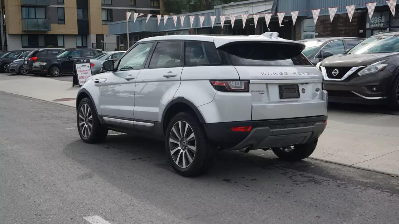 LAND ROVER Range Rover Evoque HSE 2018https://cdn.drivegood.com/wjHnYSLth1PInnjN14v7uqlPCAC1ywvuWGCbxphw.webp