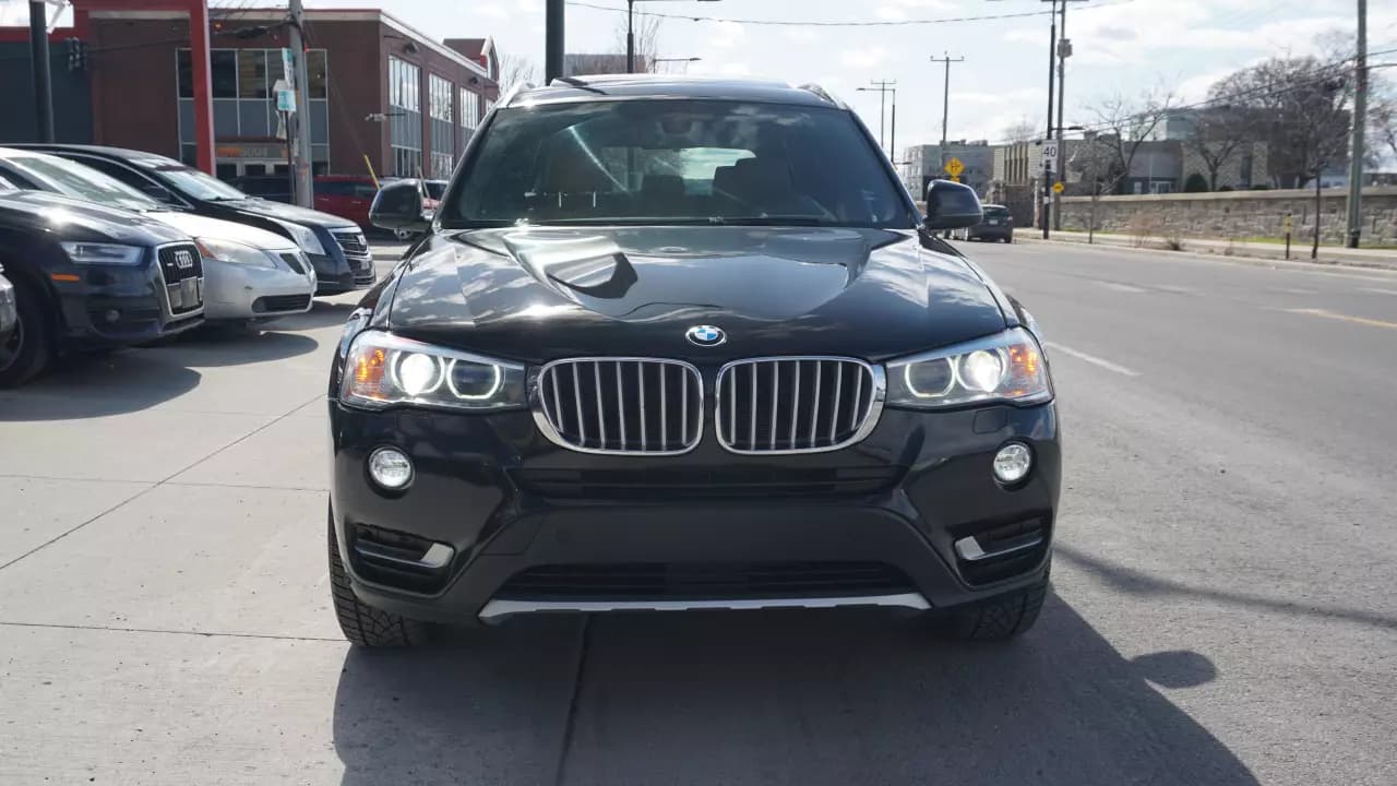 BMW X3 xDrive28i 2016https://cdn.drivegood.com/wqjv0bDEuLfXuyLSs4svWdZ789DQiEKV1sfTqwht.webp