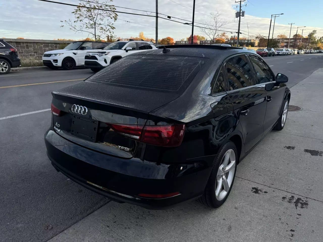 Audi A3 1.8T Premium 2016https://dealercdn.adws.ca/912/6/1764110136653-405163951.jpeg