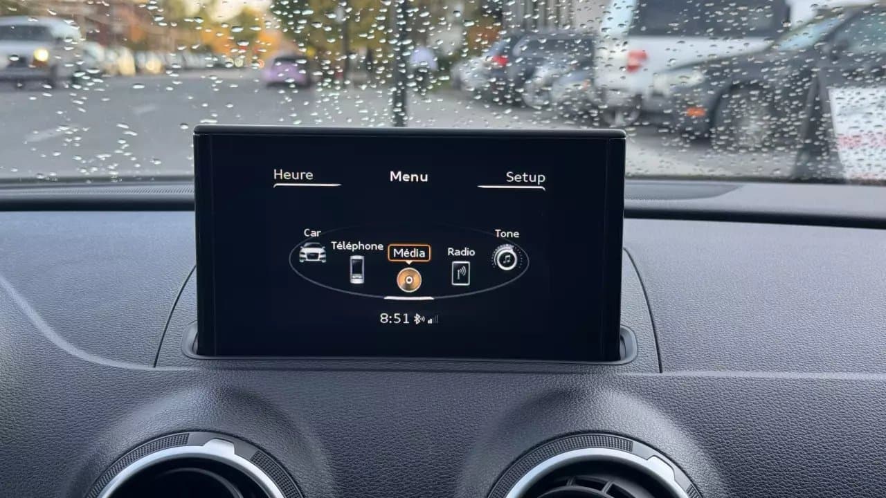 Audi A3 1.8T Premium 2016https://dealercdn.adws.ca/912/6/1764110221572-622596752.jpeg