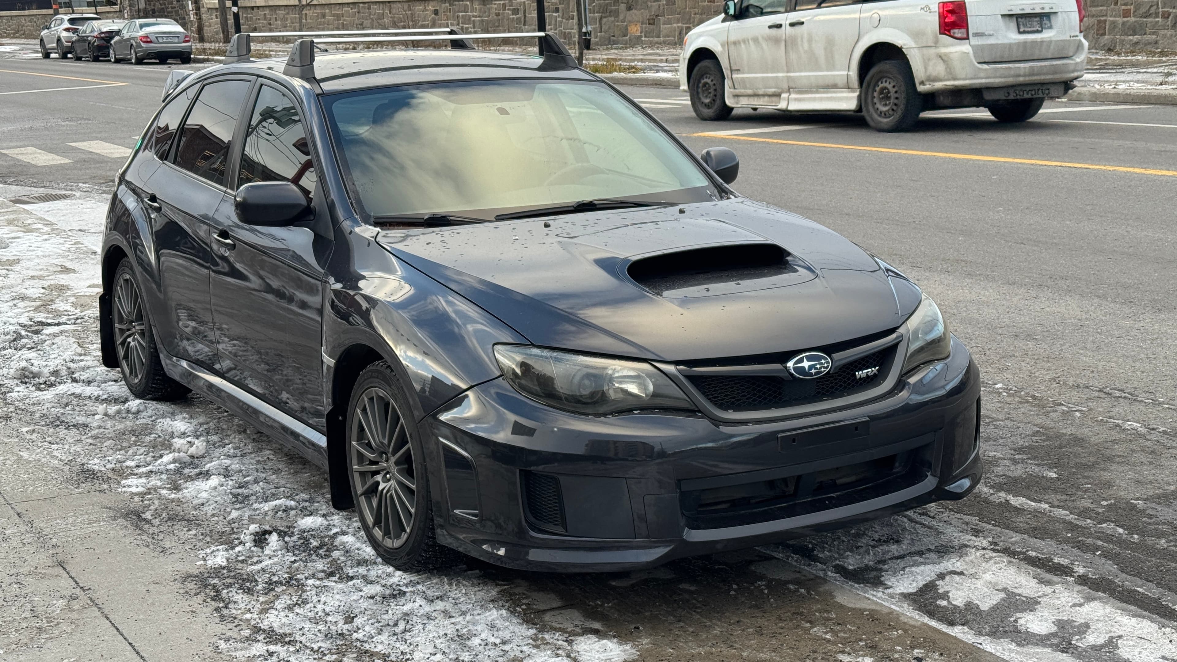 Subaru Impreza WRX  2013https://dealercdn.adws.ca/912/6/1764701633430-515042086.jpg