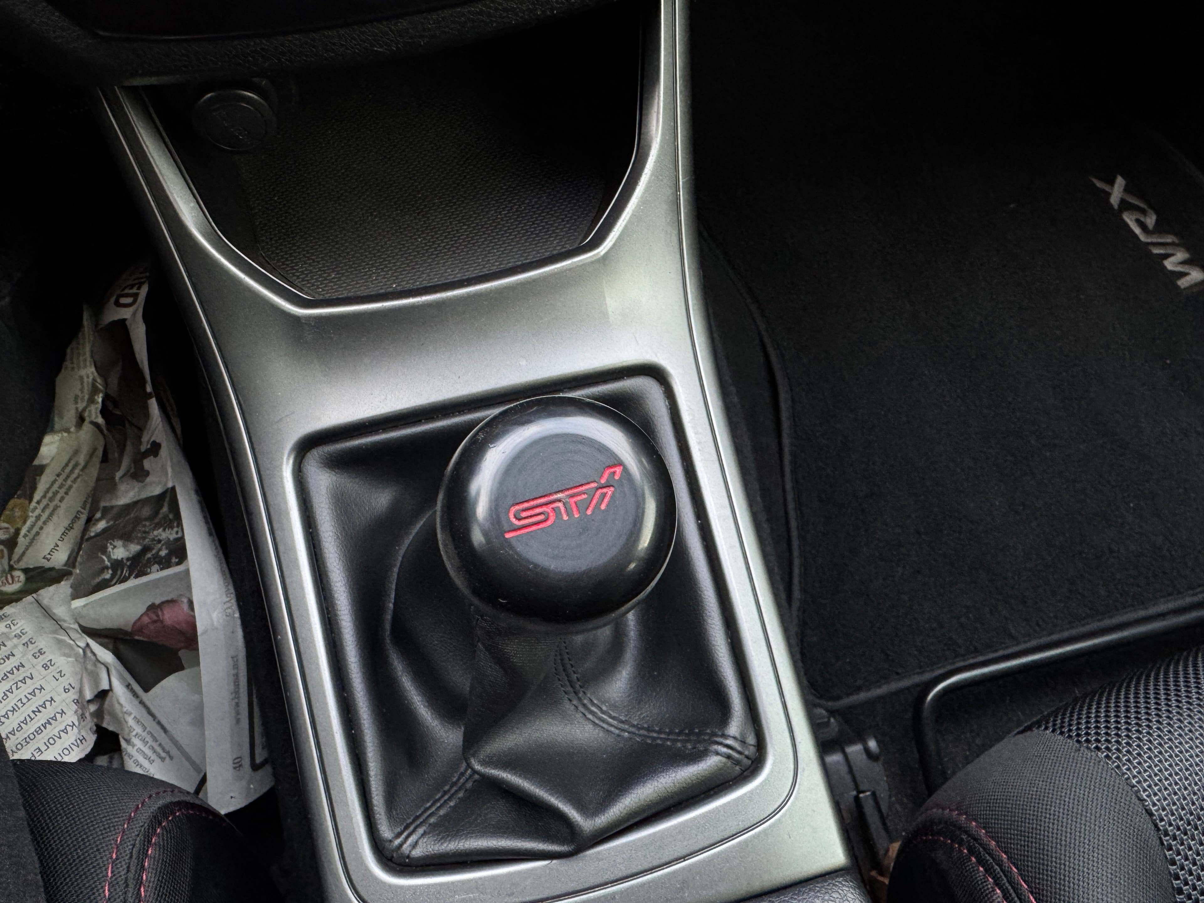 Subaru Impreza WRX  2013https://dealercdn.adws.ca/912/6/1764701661454-34180132.jpg