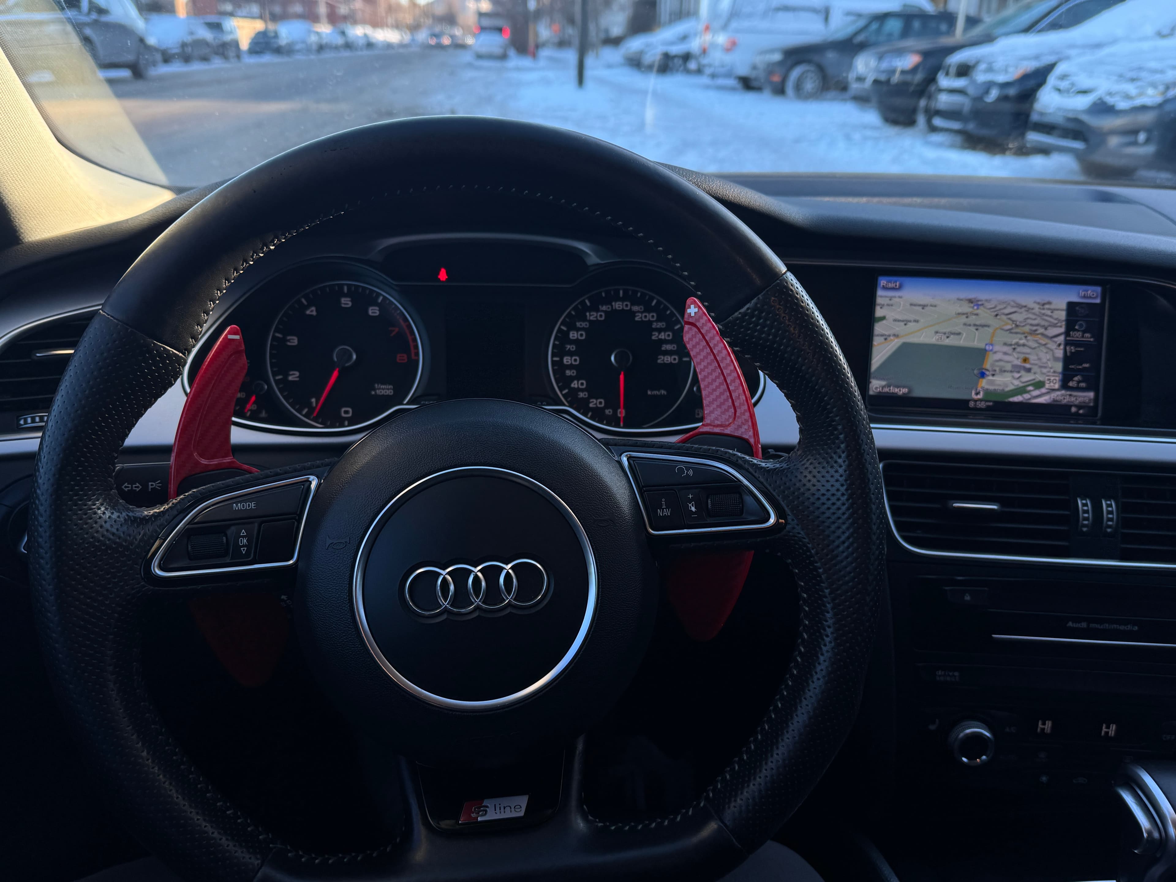 Audi A4 2.0T Progressiv plus 2016https://dealercdn.adws.ca/912/6/1765205508877-992513833.jpg