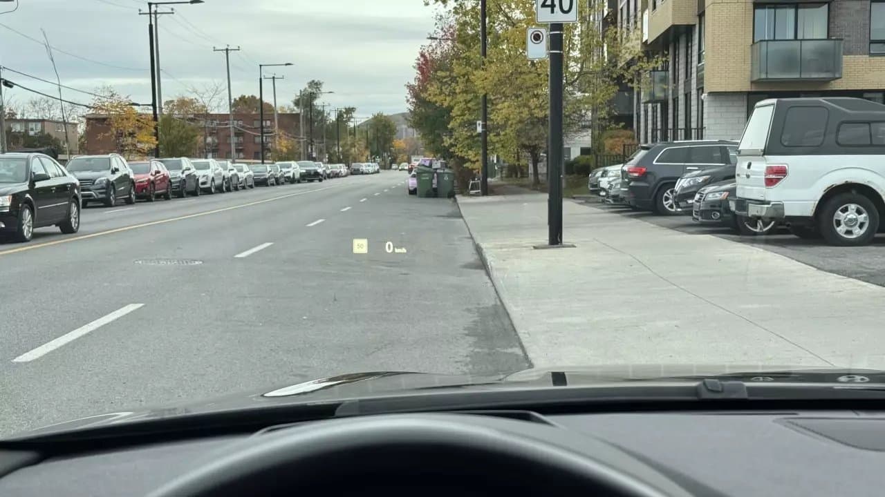 BMW X4 xDrive35i 2015https://dealercdn.adws.ca/912/7/1764110463325-823244668.jpeg