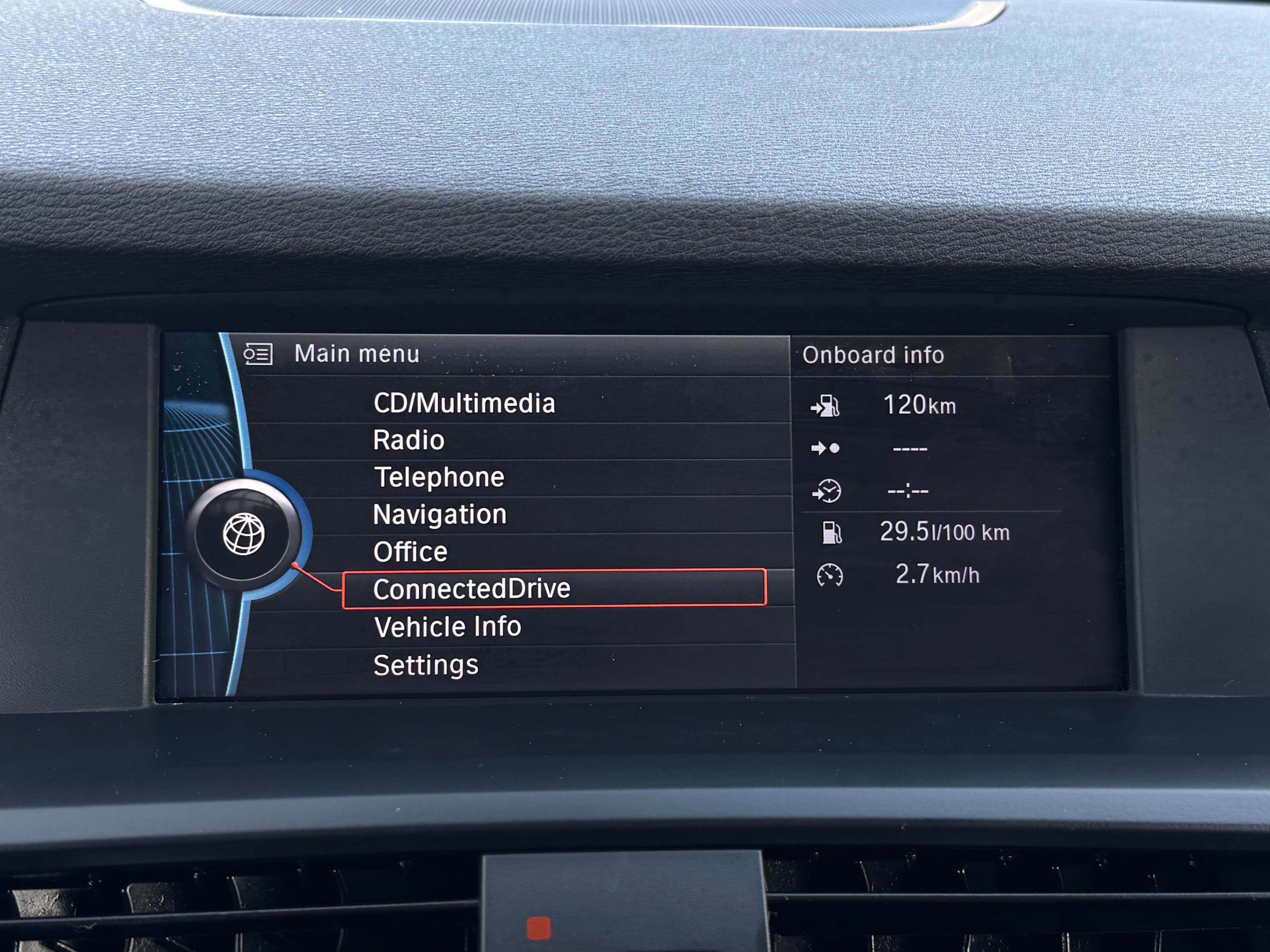 Bmw X3 xDrive35i 2011https://dealercdn.adws.ca/912/7/1764950232182-806902893.jpg