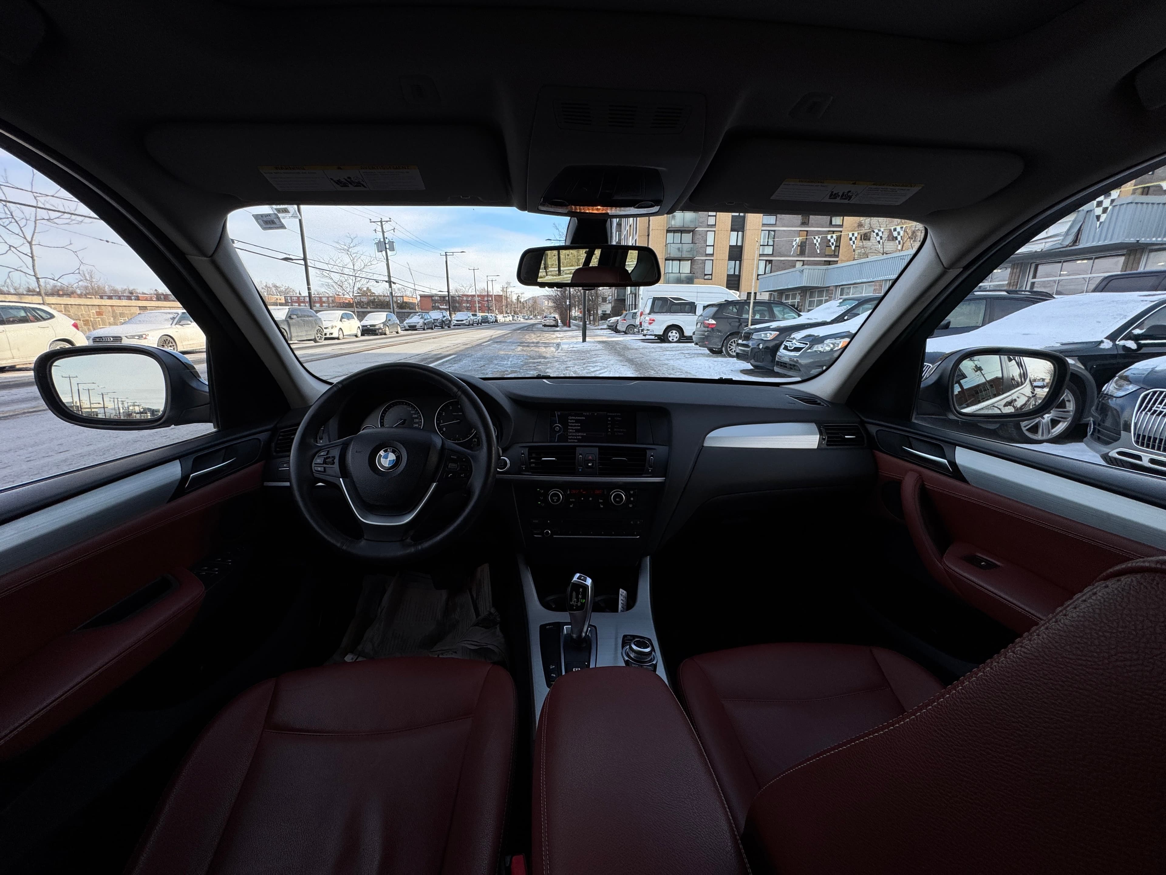 Bmw X3 xDrive35i 2011https://dealercdn.adws.ca/912/7/1764950233907-419181278.jpg