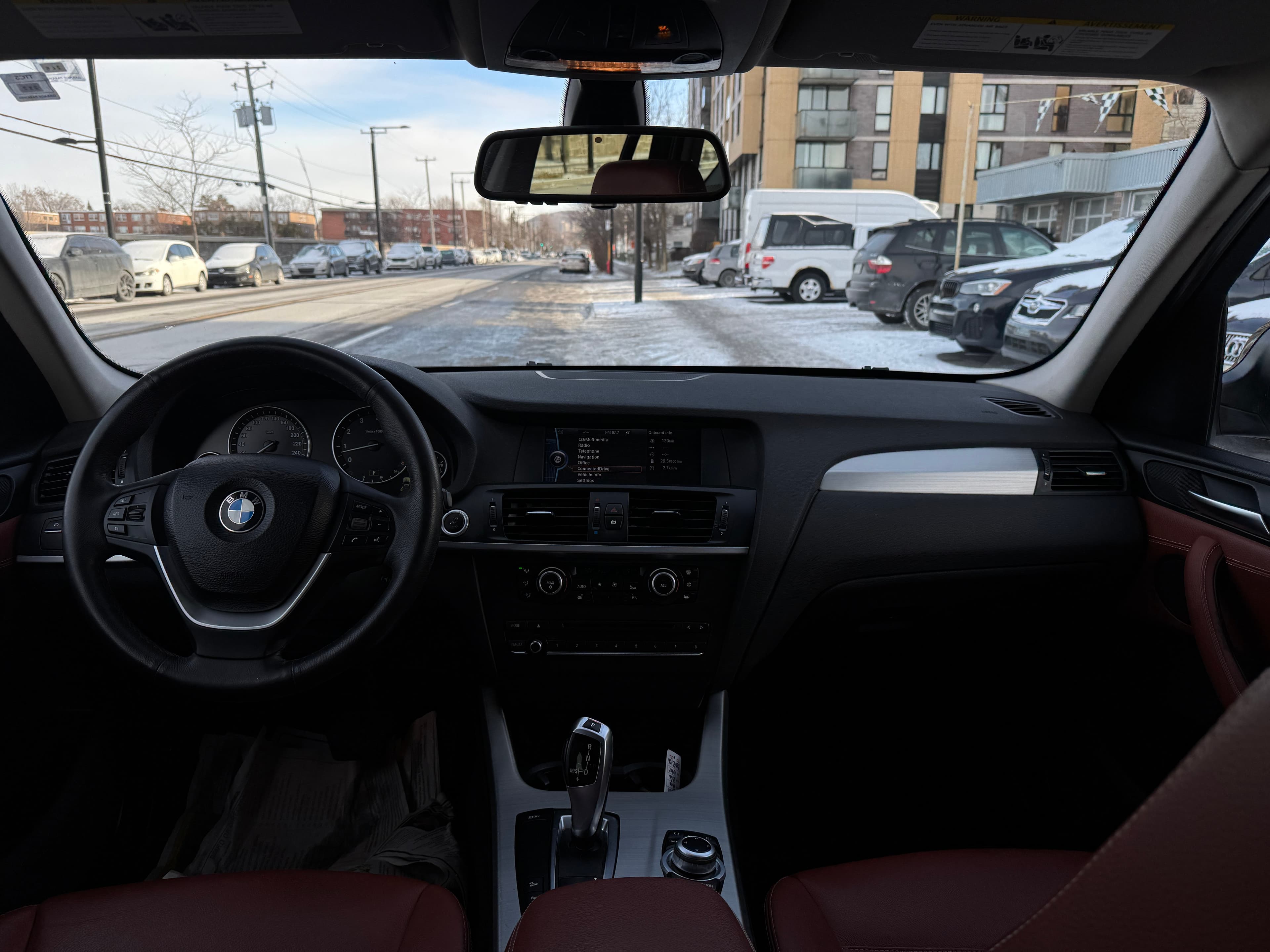 Bmw X3 xDrive35i 2011https://dealercdn.adws.ca/912/7/1764950234599-89280914.jpg