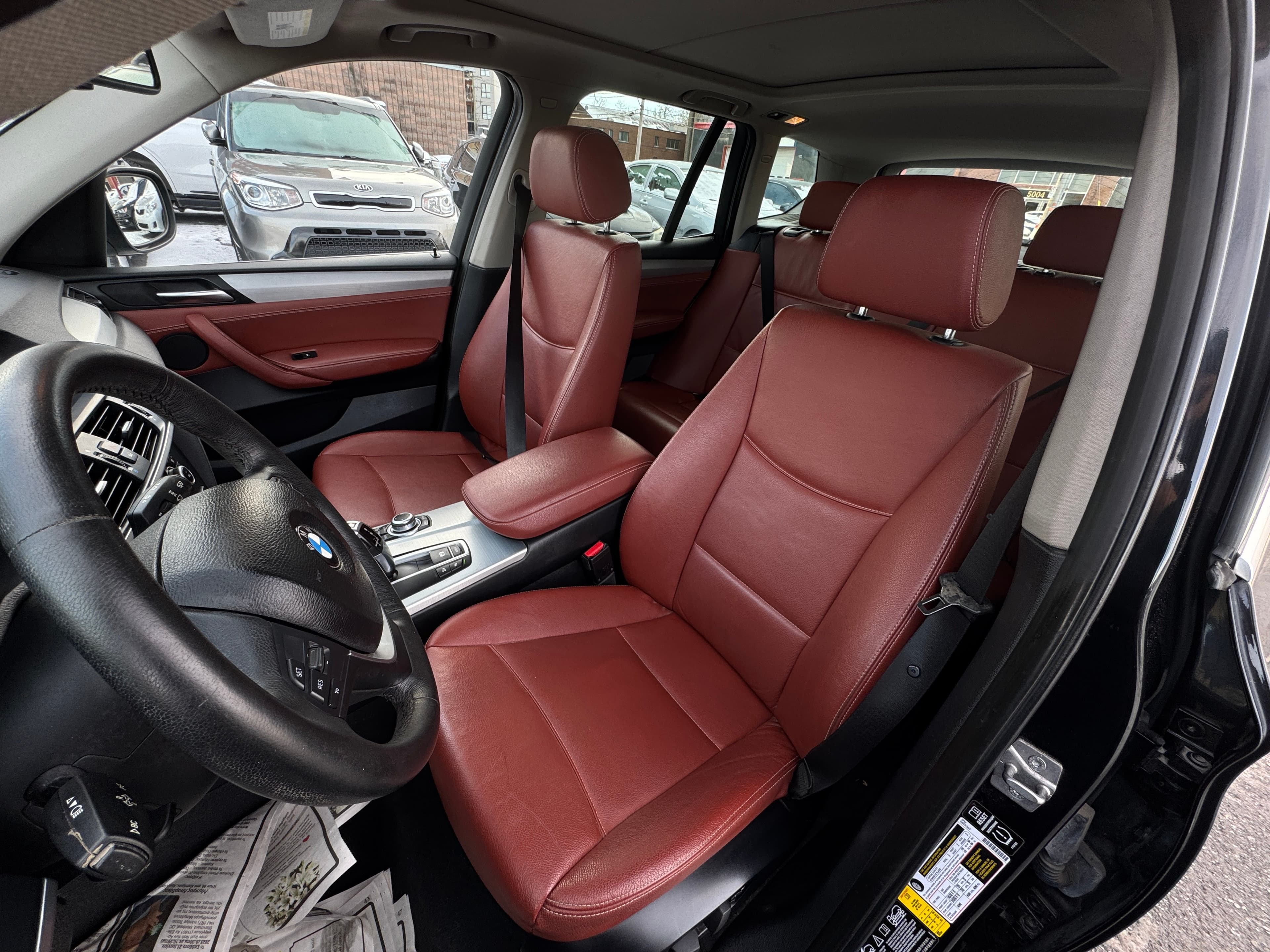 Bmw X3 xDrive35i 2011https://dealercdn.adws.ca/912/7/1764950245094-276039597.jpg