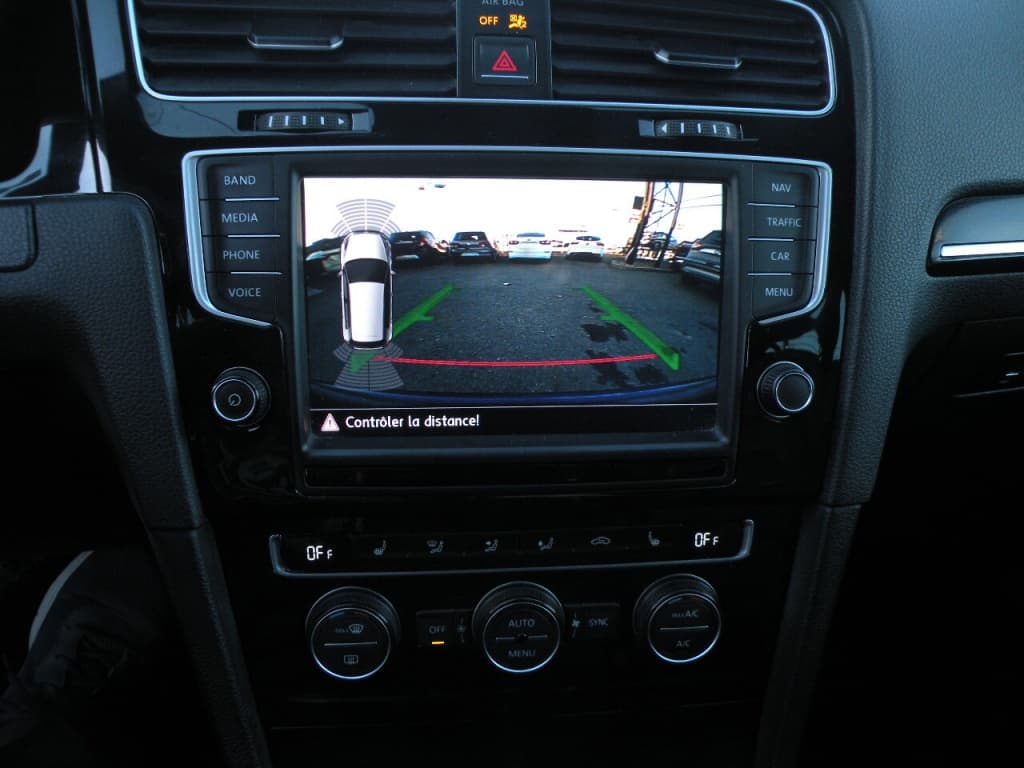 Volkswagen Golf  2016https://image.autousagee.ca/1024/4288275/67e7bdfaea3b6.jpg