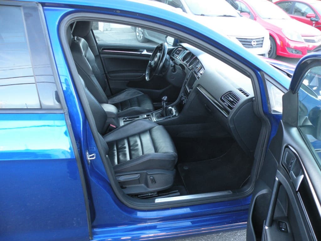 Volkswagen Golf  2016https://image.autousagee.ca/1024/4288275/67e7bdff11a86.jpg
