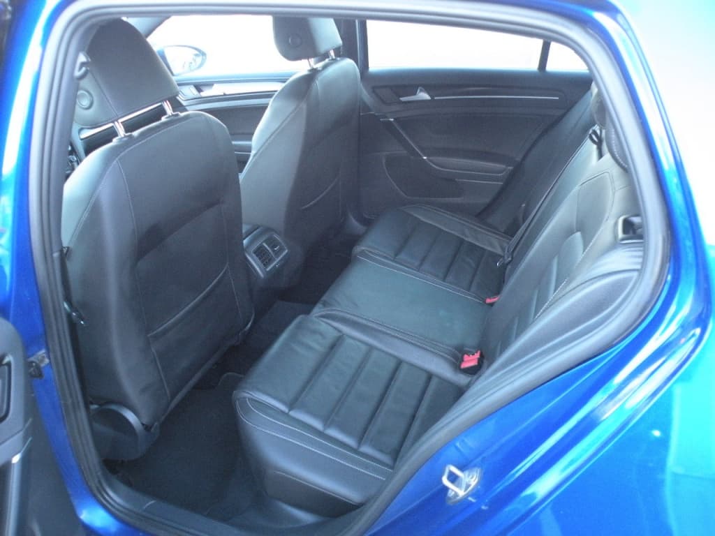 Volkswagen Golf  2016https://image.autousagee.ca/1024/4288275/67e7be8288747.jpg