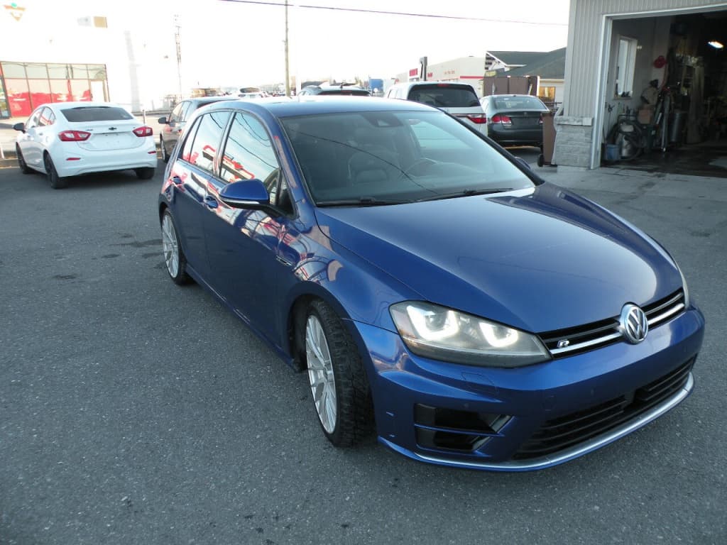Volkswagen Golf  2016https://image.autousagee.ca/1024/4288275/67e7be99b423b.jpg
