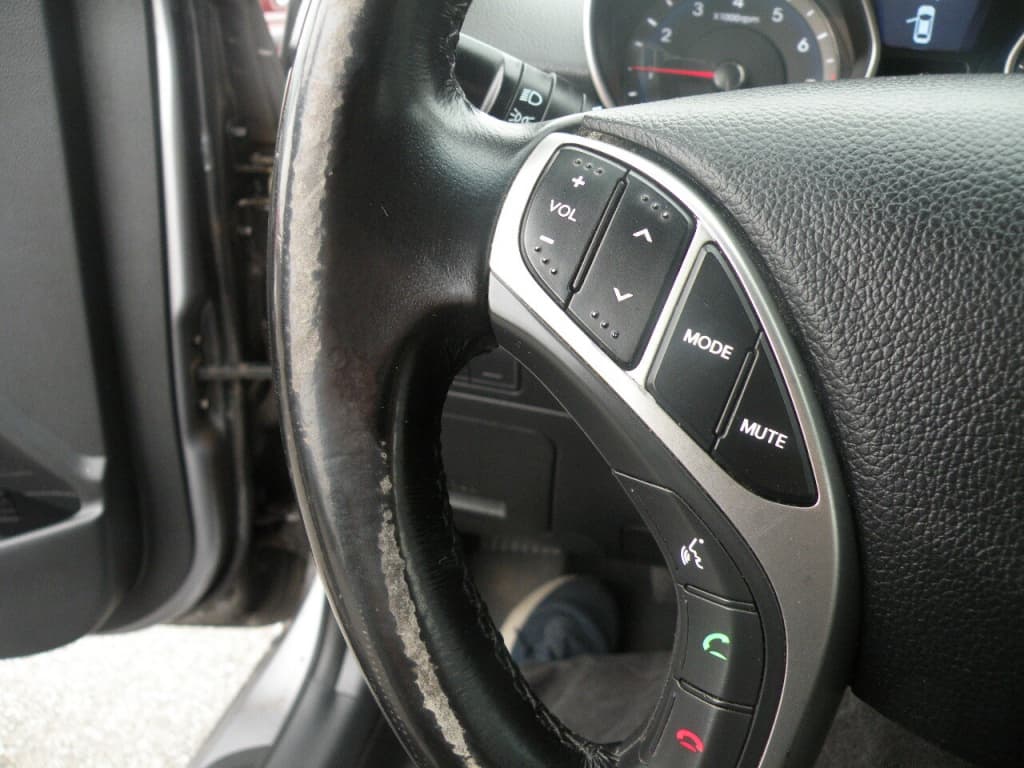 Hyundai Elantra GT GLS 2013https://image.autousagee.ca/1024/4558088/675966db54785.jpg