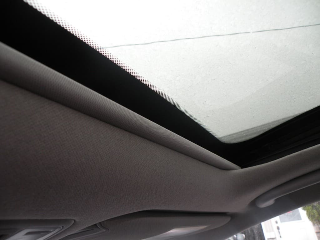 Hyundai Elantra GT GLS 2013https://image.autousagee.ca/1024/4558088/6759673994875.jpg