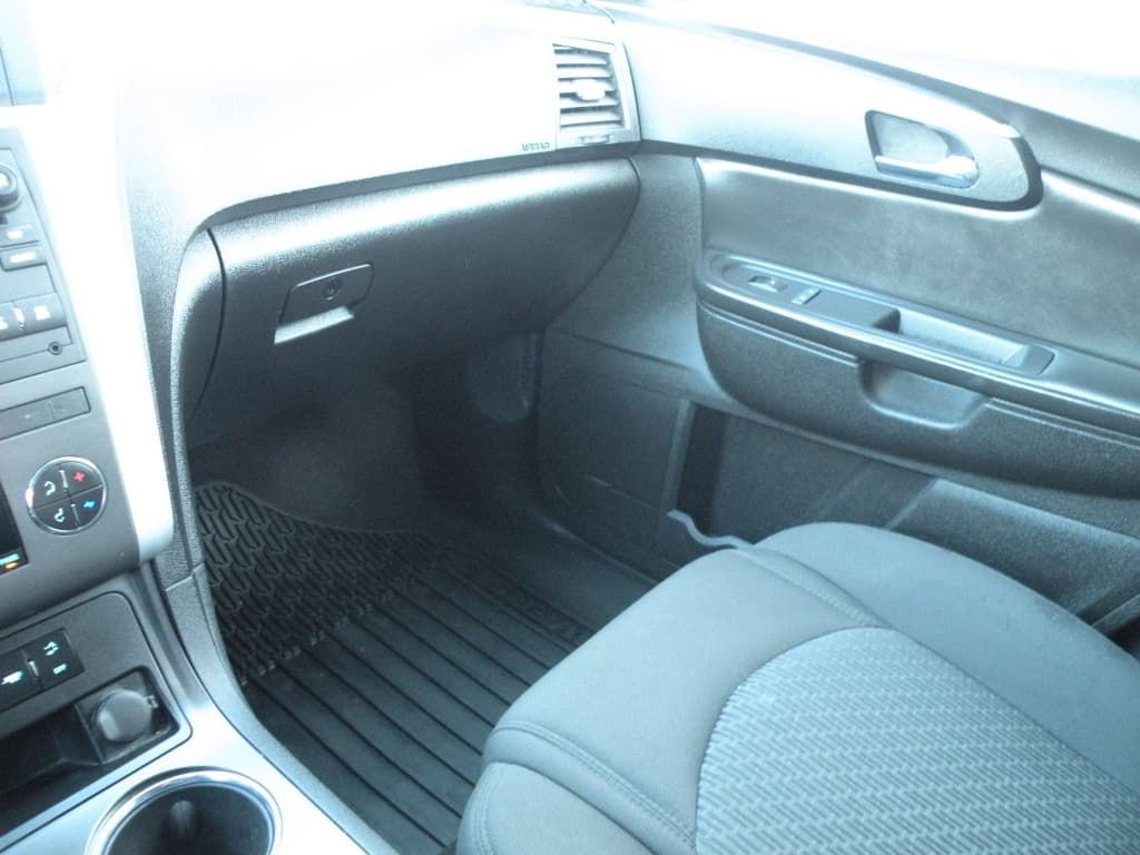 Chevrolet Traverse 2LT 2011https://image.autousagee.ca/1024/4630424/67484429c173b.jpg