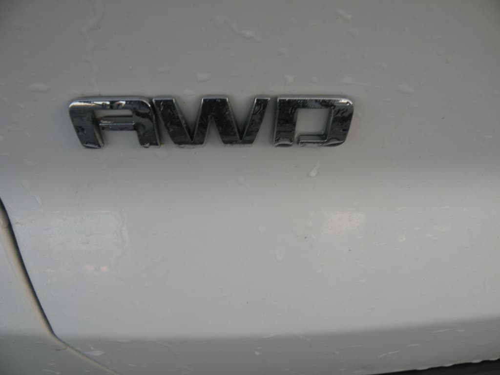 Chevrolet Traverse 2LT 2011https://image.autousagee.ca/1024/4630424/67484455b4a10.jpg