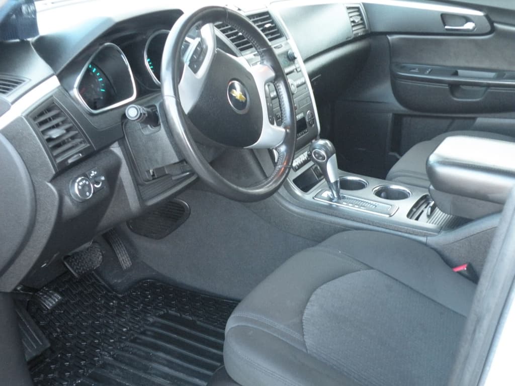 Chevrolet Traverse 2LT 2011https://image.autousagee.ca/1024/4630424/6748452cdc226.jpg